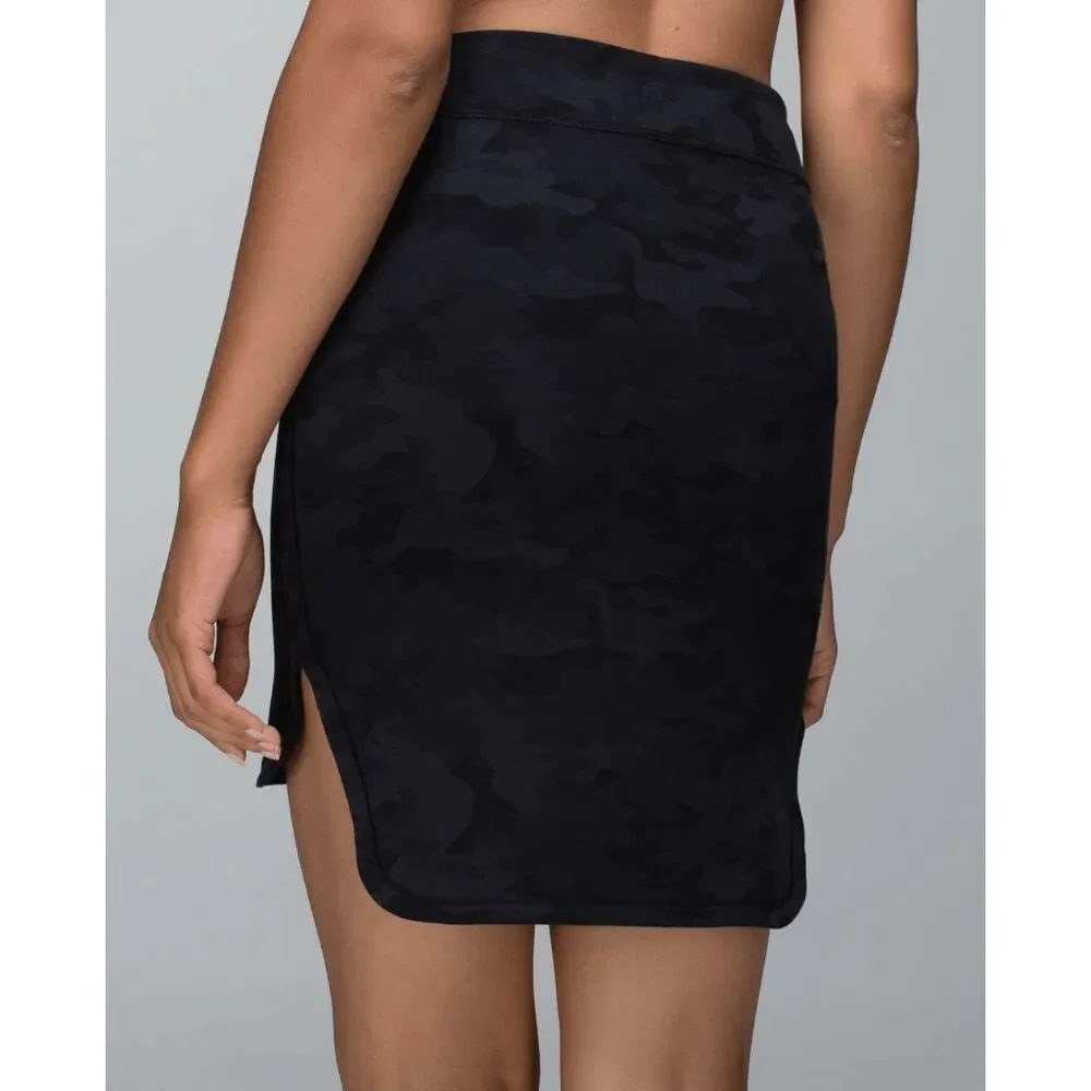 Lululemon Athletica‎ City Skirt Savasana Camo Black Gray Soot 8